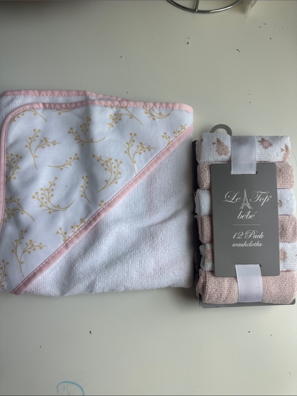 Le Top bébé Pink & White 12-Pack Baby Washcloths